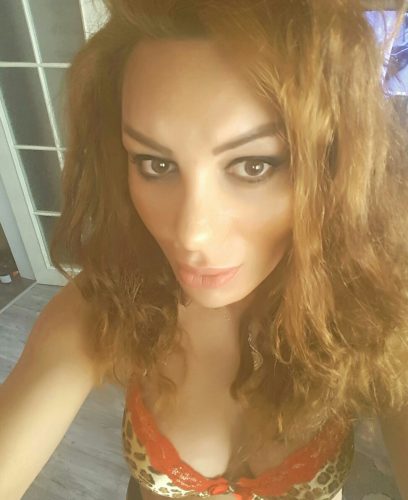 Alev-alev gerçek fotoğraflı escort çilay