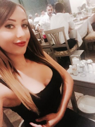 Ataköy Escortları'nın Göz Alıcı Kızıyla Sınırsız Zevklere Açılın