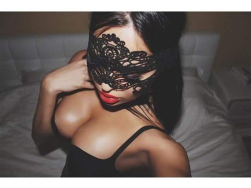 Ateşli Bakırköy Escort Bayanıyla Tanışın