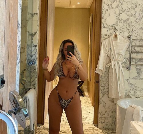 Baş Döndüren Güzelliğiyle Beslenme Escort Bayanı