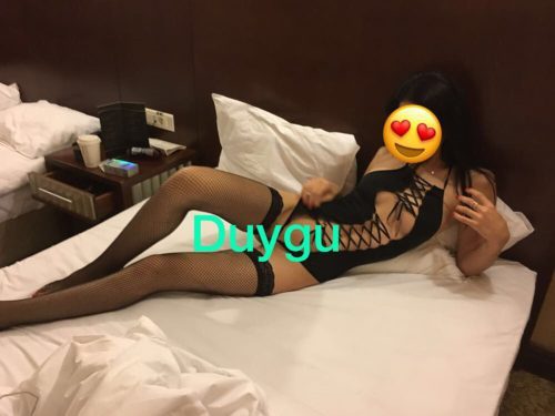 Baştan çıkaran kendi yeri olan hanım Bengül