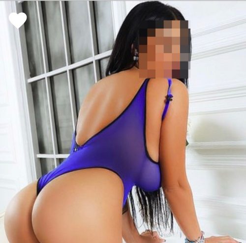Benzersiz otelde buluşan escort Afife