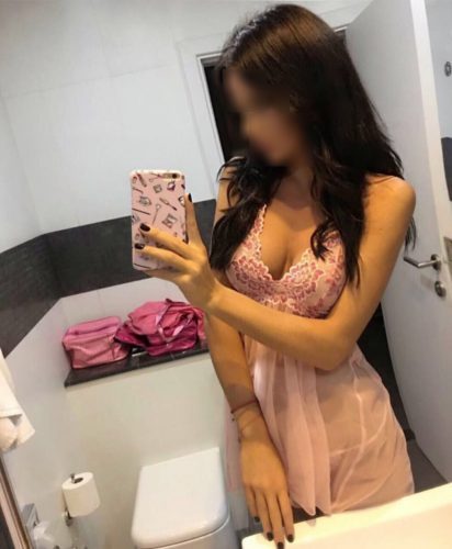 Cazibeli deneyimli escort Güniz