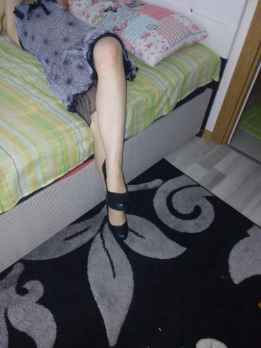 Cazibeli masöz kız çiler