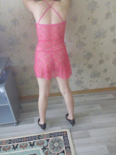 Cazibeli masöz kız çiler