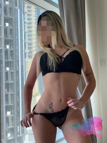 Çekici otelde buluşan eskort Günseli