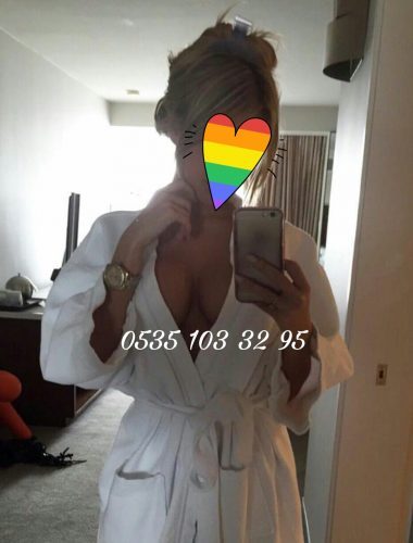Elit buğday tenli escort Nedime
