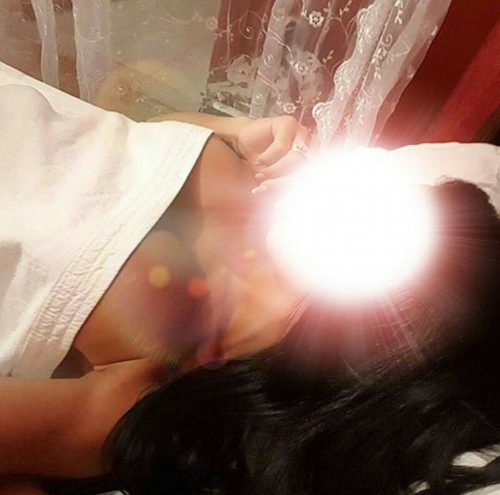 Etkileyici kendi yeri olan bayan Adalet