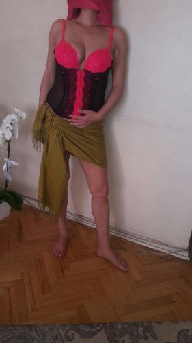 Fatih Escortlar'dan Tutkunun Adı: Ateşli ve Çılgın Partner