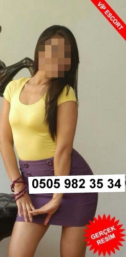 Güzel ön sevişme yapan hatun övgül