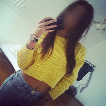 Kaliteli esmer bayan Izel