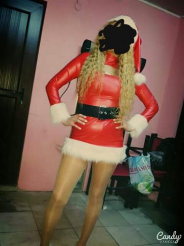 Kusursuz kaprissiz kız Rengin