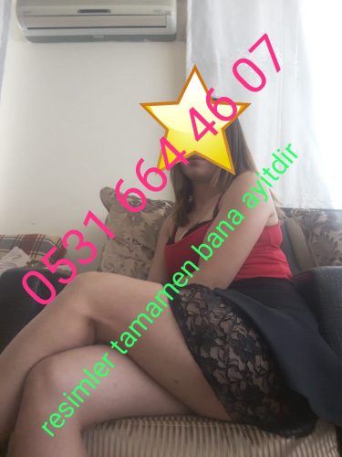 Mekanlar Bölgesi'nde Benzersiz Erotik Deneyimler Sunan Escort Bayan
