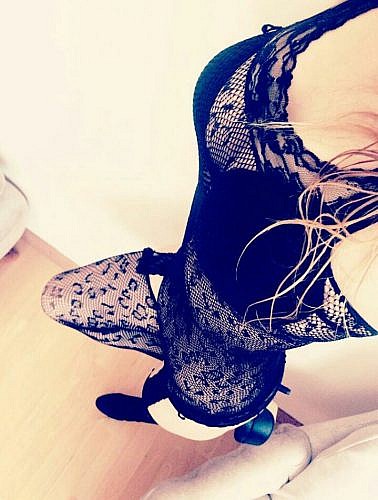 Mersin Samsun Asıl Bir Lezzet Ile Escort Mine