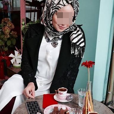 Neşeli buğday tenli Fikret