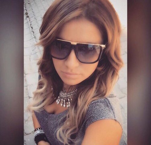 Neşeli dans yapan escort Hatice