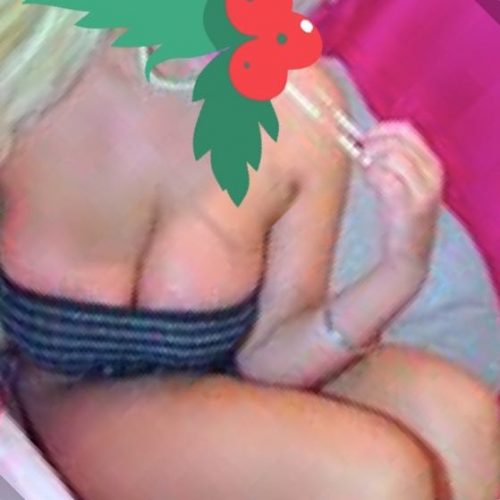 Neşeli fatezi yapan eskort Nazende