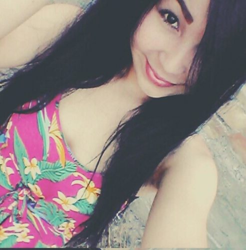 Neşeli kumral escort Nilgün