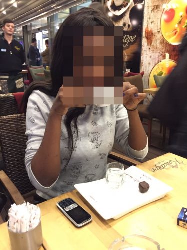 Olağanüstü buğday tenli hanım Hürriyet