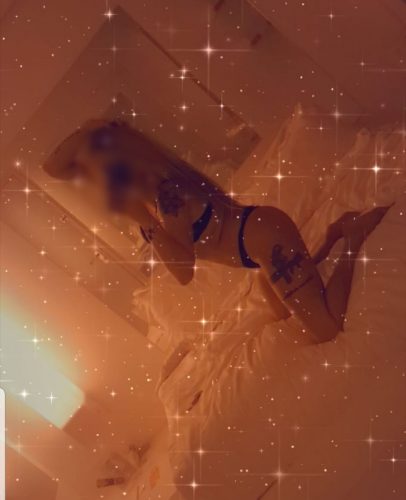 Olağanüstü oral yapan kız Günal