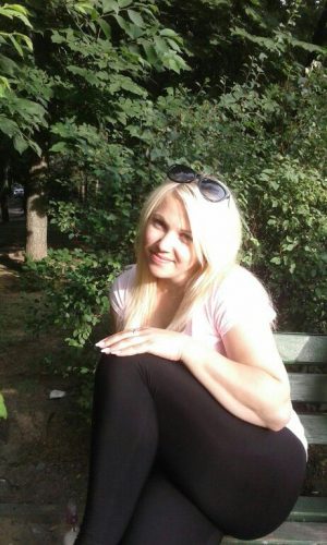 Samimi olgun eskort Lamia