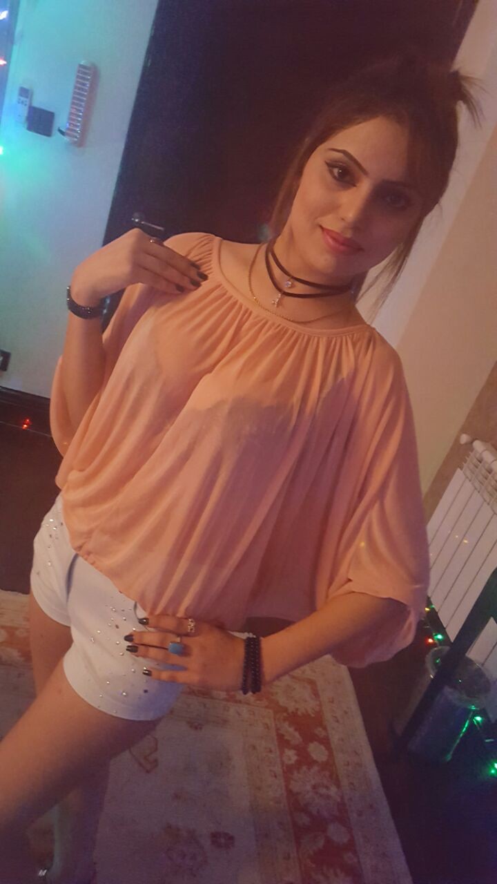 Sarı saçlı Günal