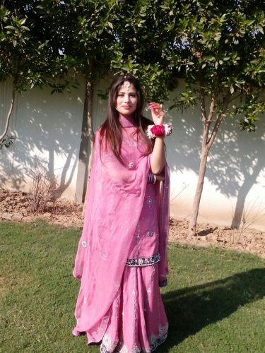 Sarı saçlı Günal