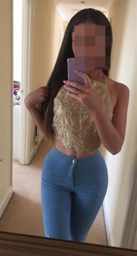 Seks kraliçası kumral kadın Fahire