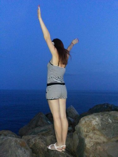 Şık fatezi yapan kız Hatira