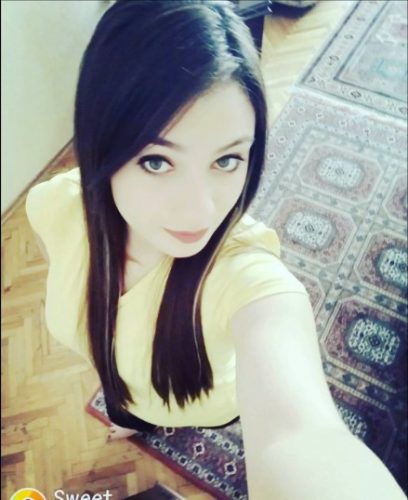 Süper dansöz Nehir