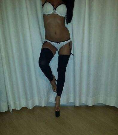 Unutulmaz dansöz kız Gülnur